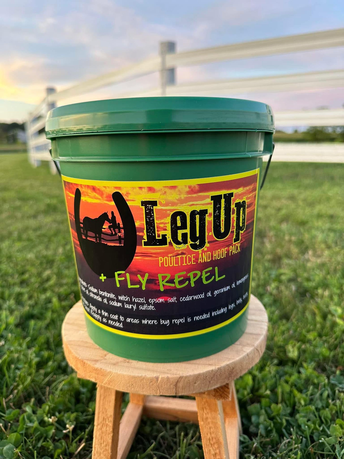 LegUp Fly Repel Poultice & Hoof Pack